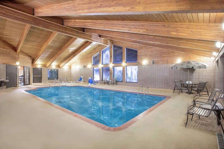 Pool 39 of 46