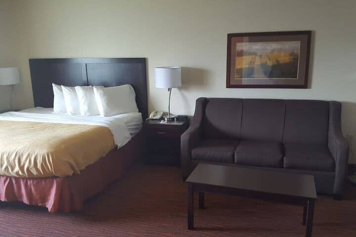 Room 15 of 46