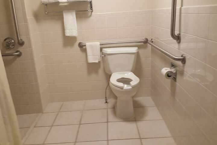 Room 31 of 46